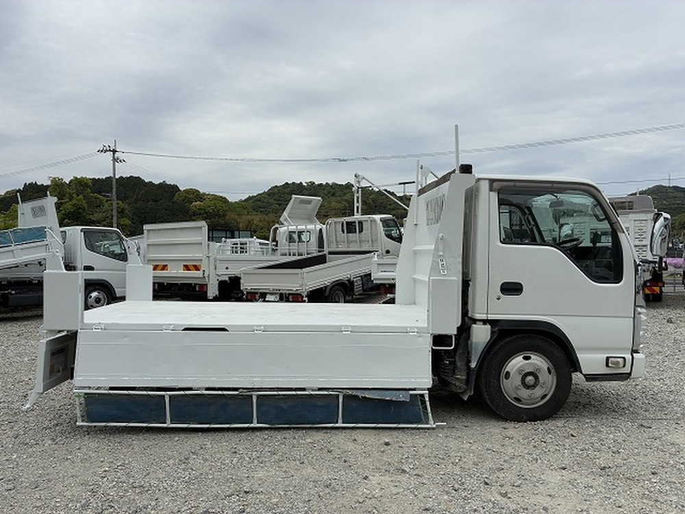 いすゞ　エルフ