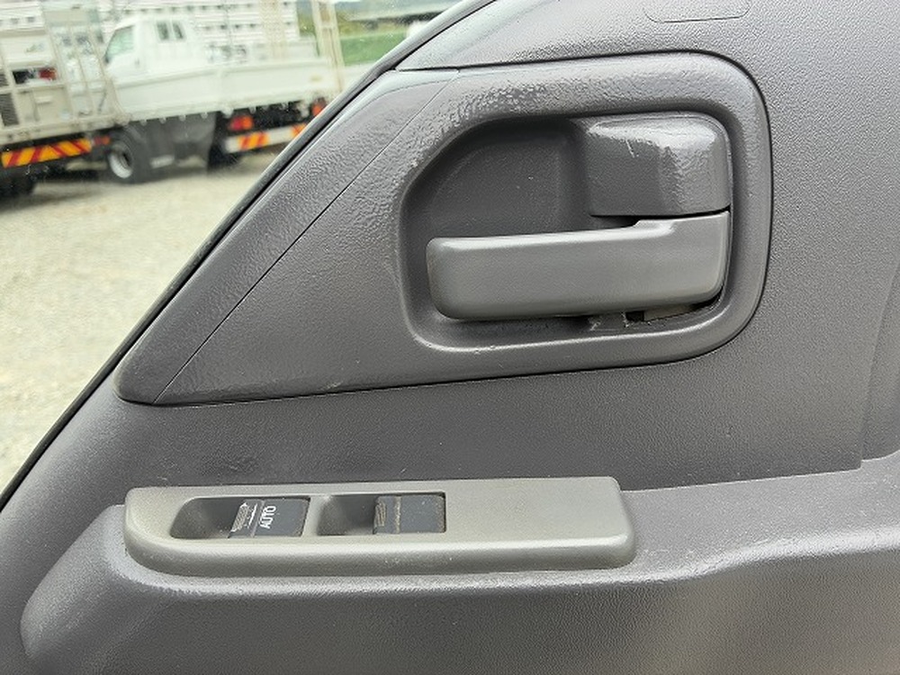 いすゞ　エルフ