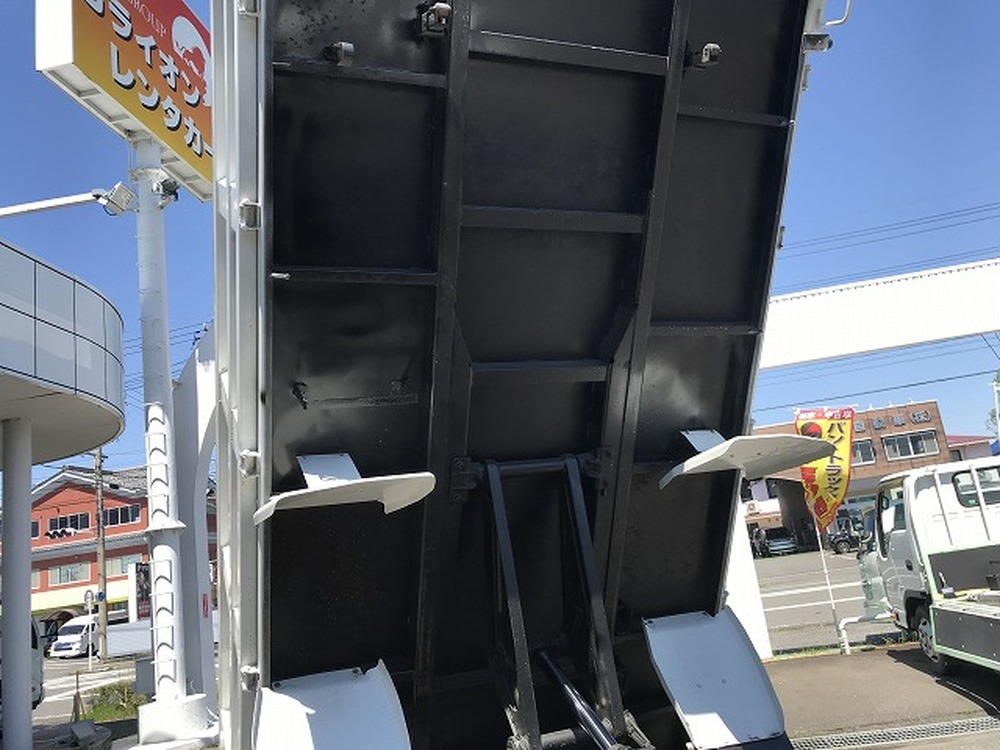 いすゞ　エルフ