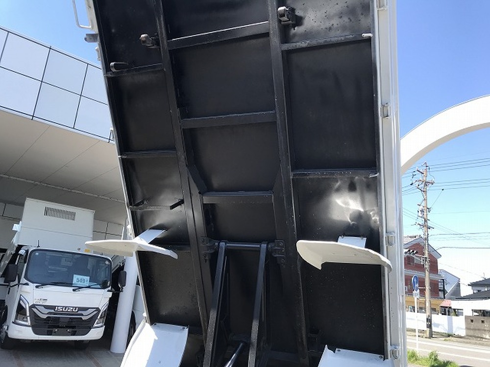 いすゞ　エルフ