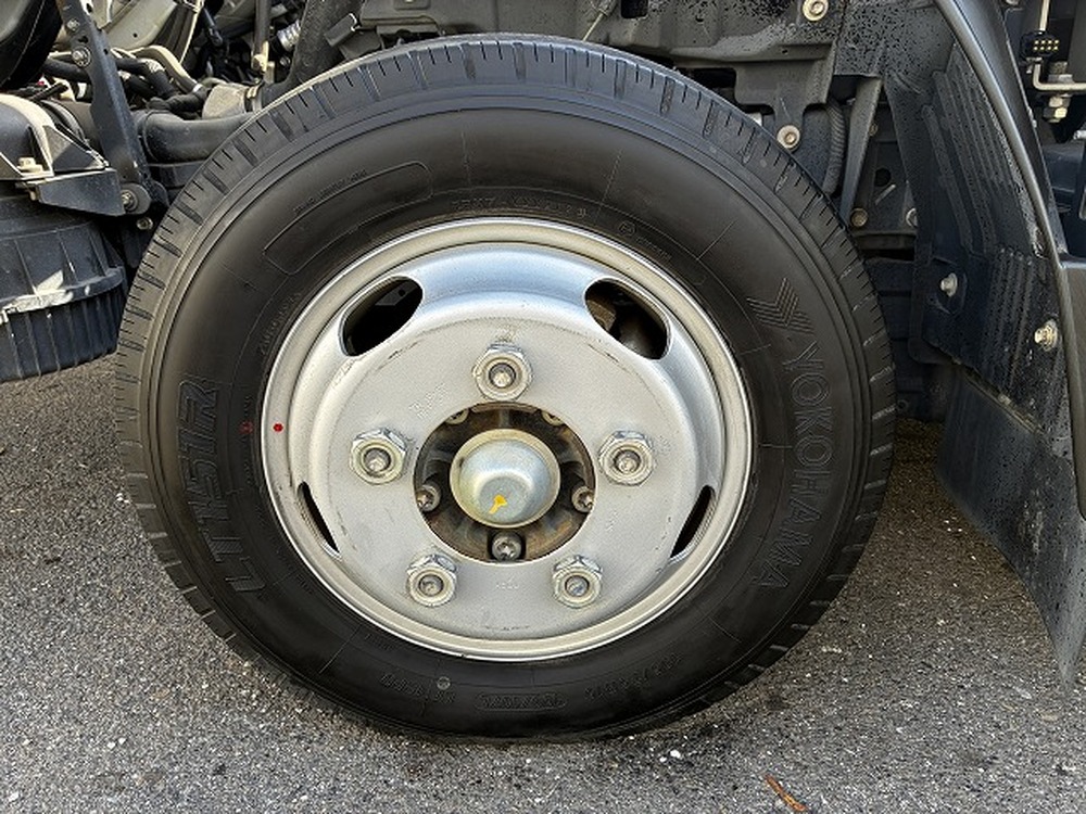 いすゞ　エルフ