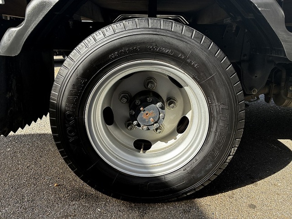 いすゞ　エルフ