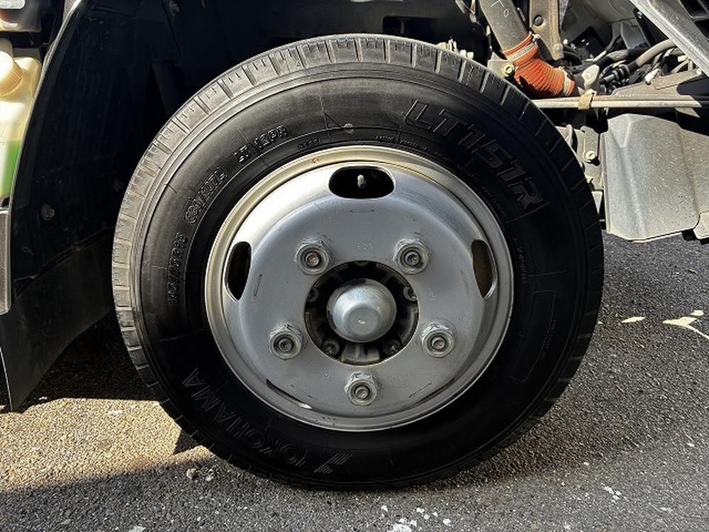 いすゞ　エルフ