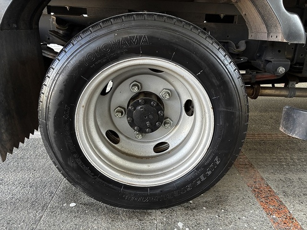 いすゞ　エルフ