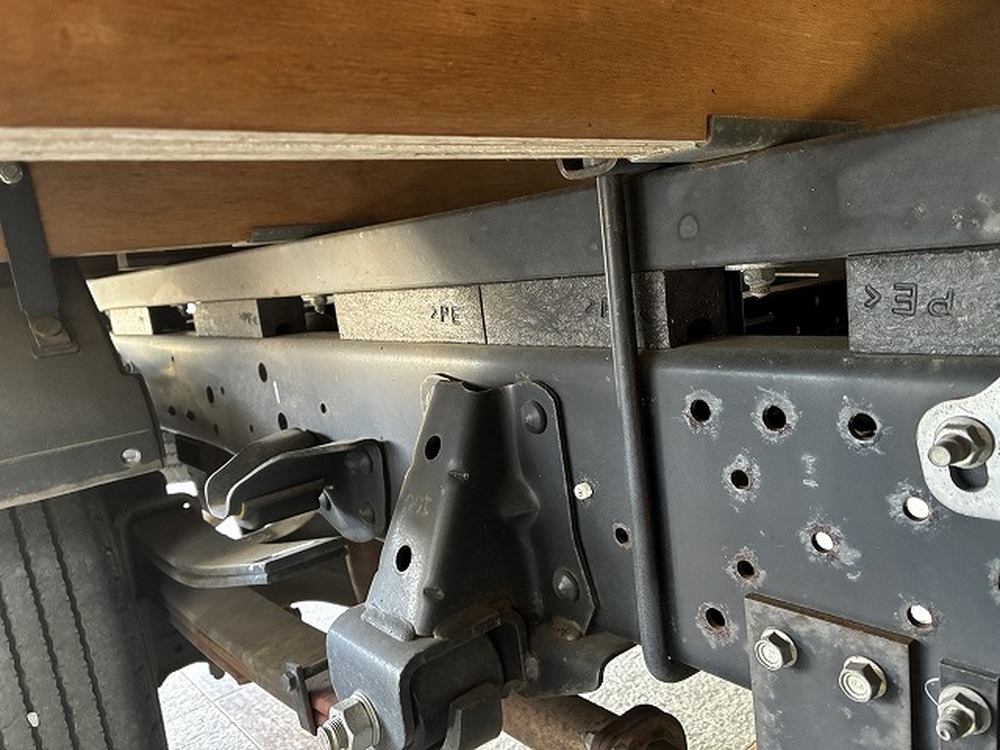 いすゞ　エルフ