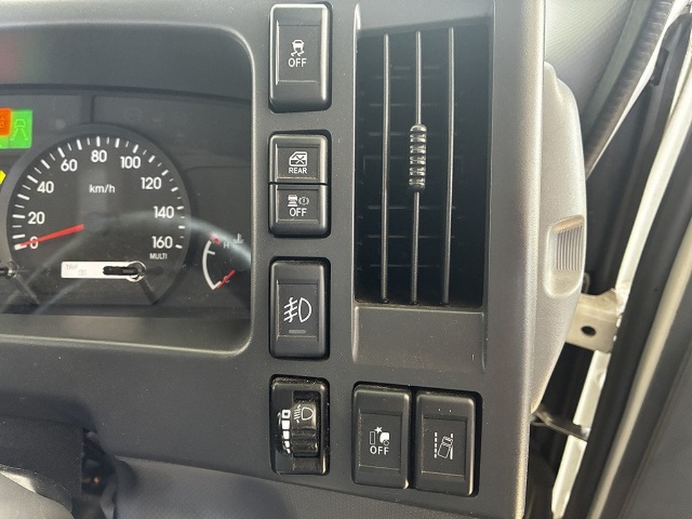 いすゞ　エルフ