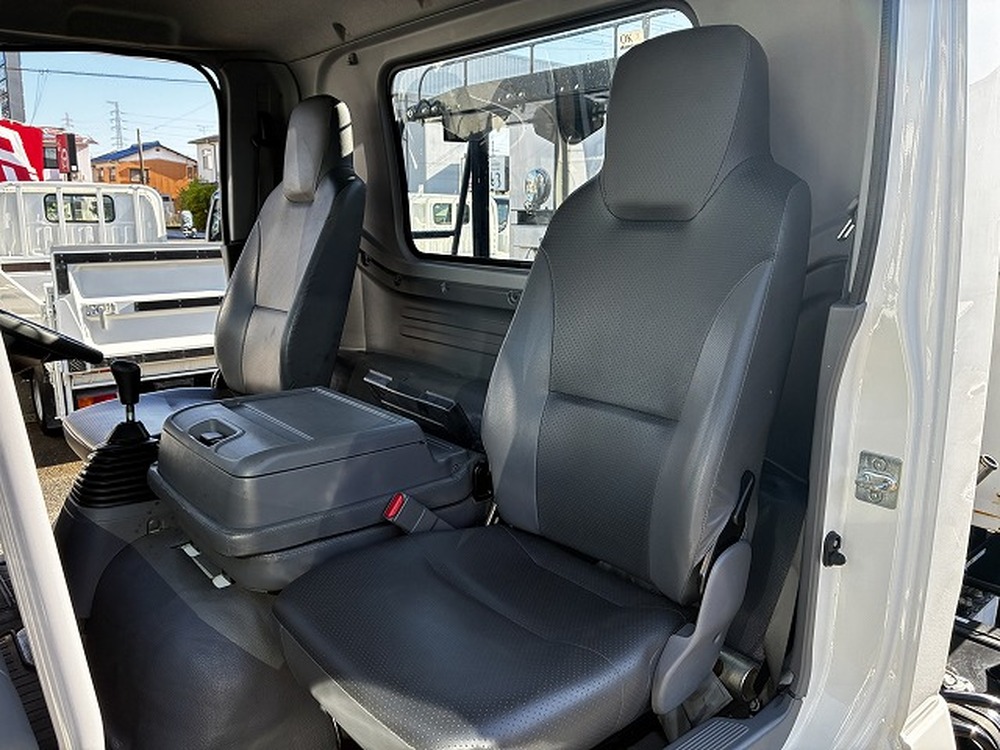 いすゞ　フォワード