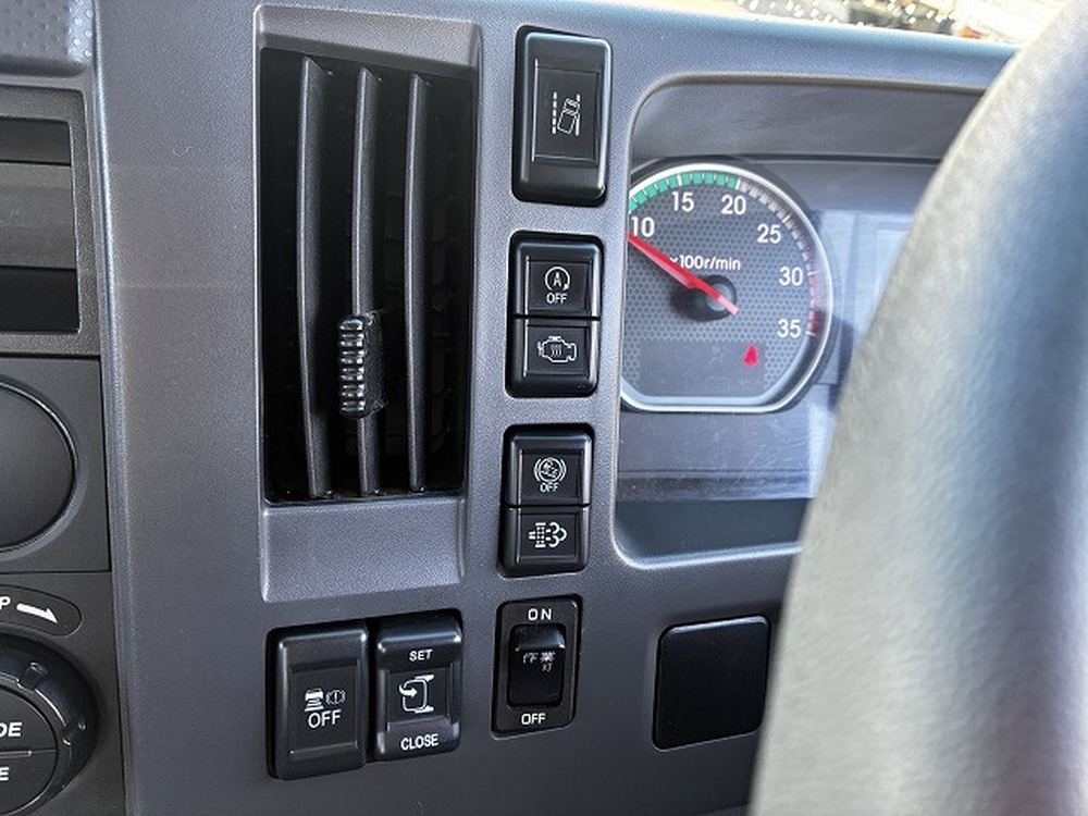 いすゞ　フォワード