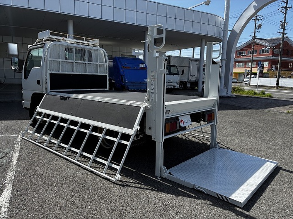 いすゞ　エルフ