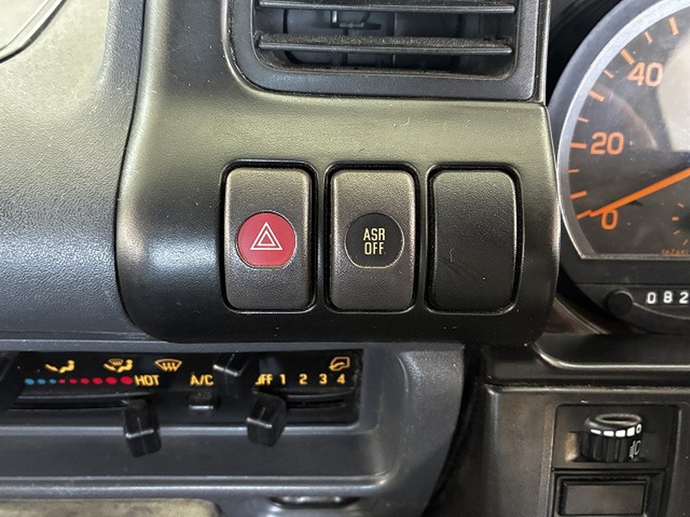 いすゞ　エルフ