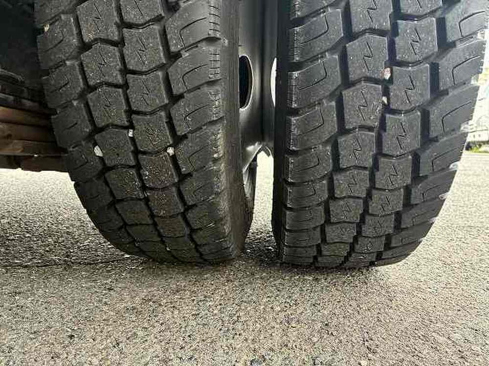 いすゞ　エルフ