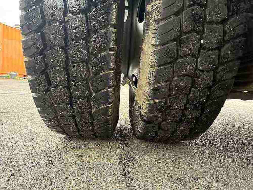 いすゞ　エルフ