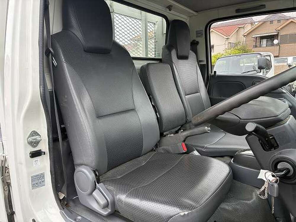 いすゞ　エルフ