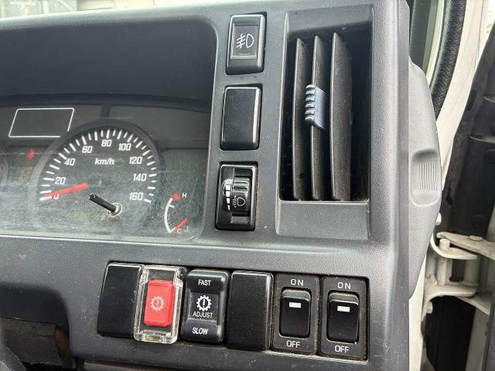 いすゞ　エルフ