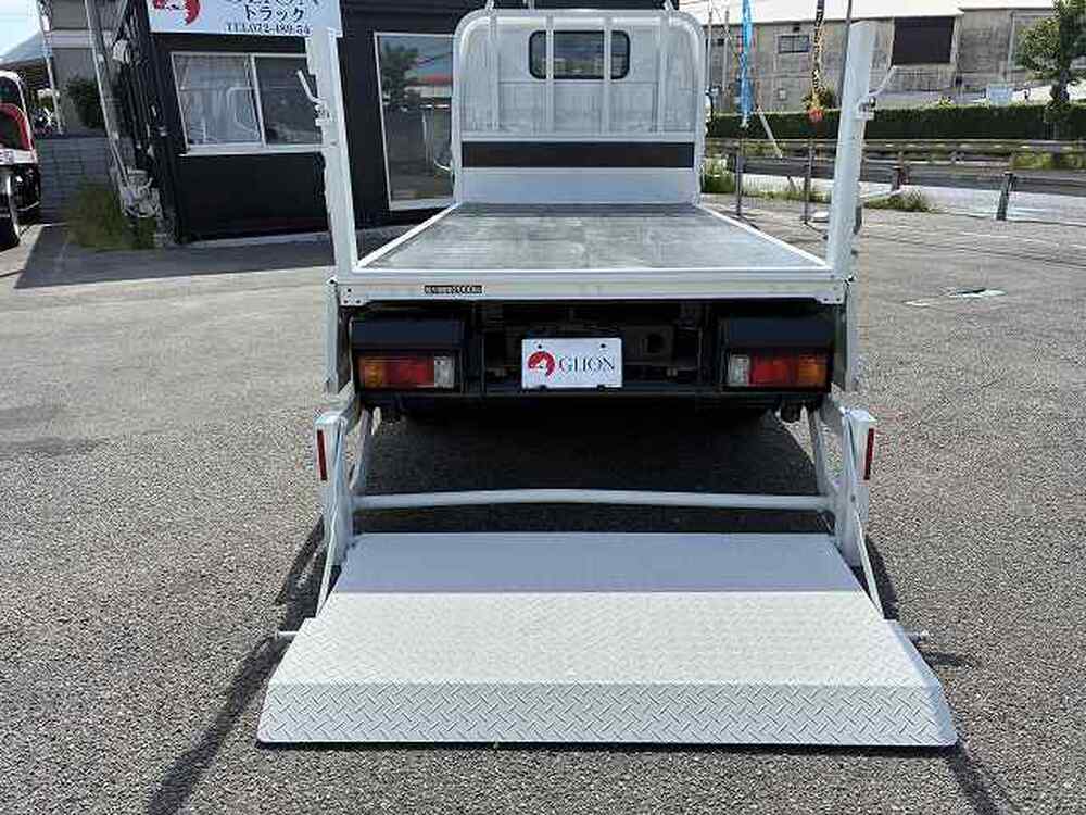 日野　デュトロ