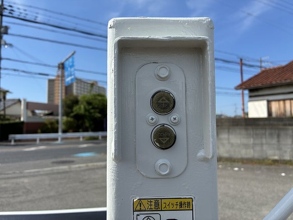 日野　デュトロ