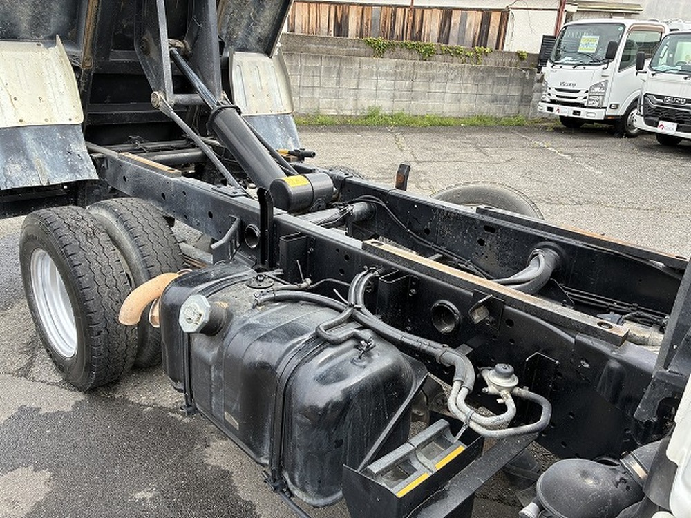 いすゞ　エルフ