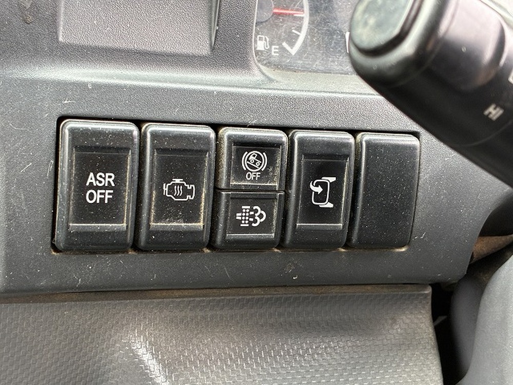 いすゞ　エルフ