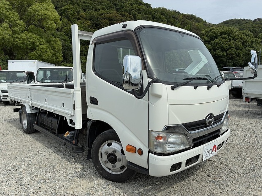 日野　デュトロ
