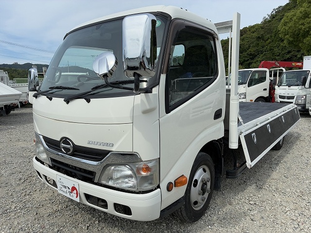 日野　デュトロ