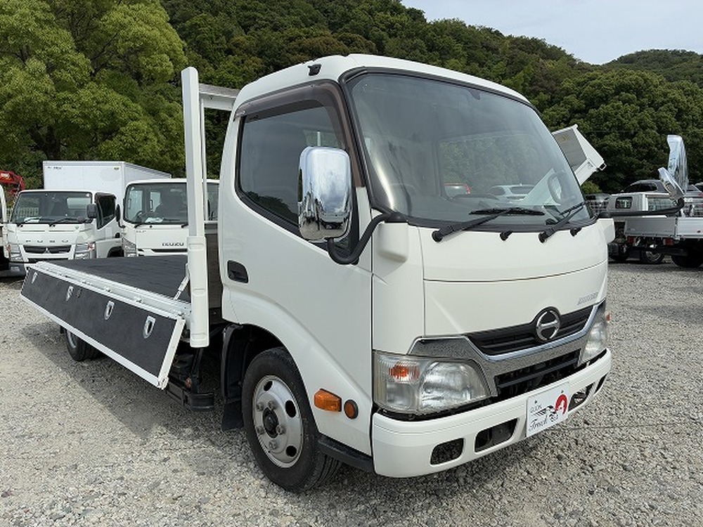 日野　デュトロ