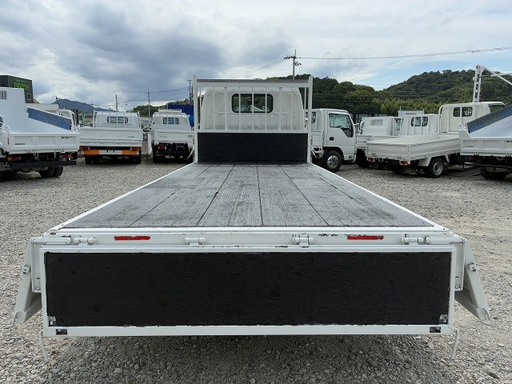 日野　デュトロ