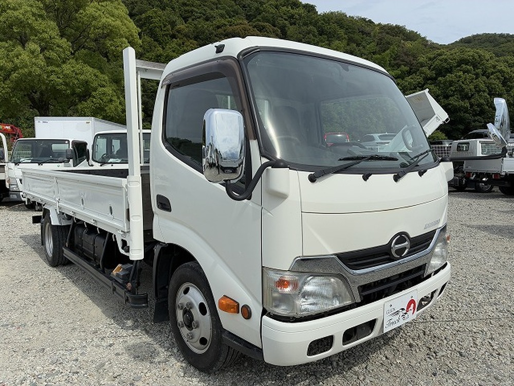日野　デュトロ