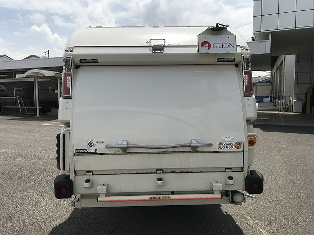 日野　デュトロ