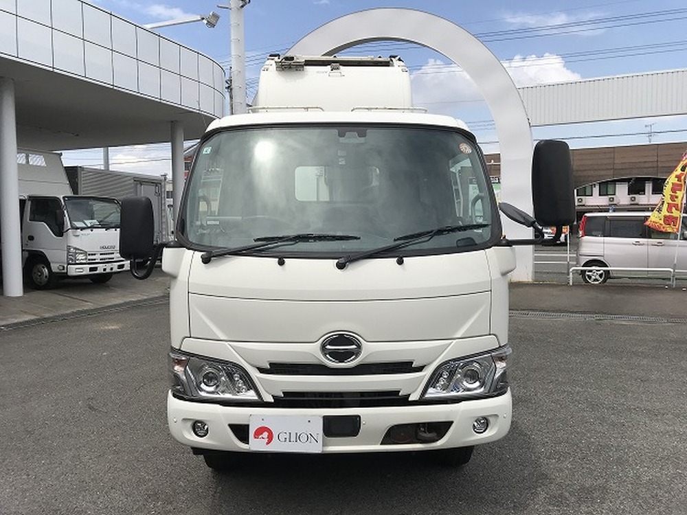 日野　デュトロ