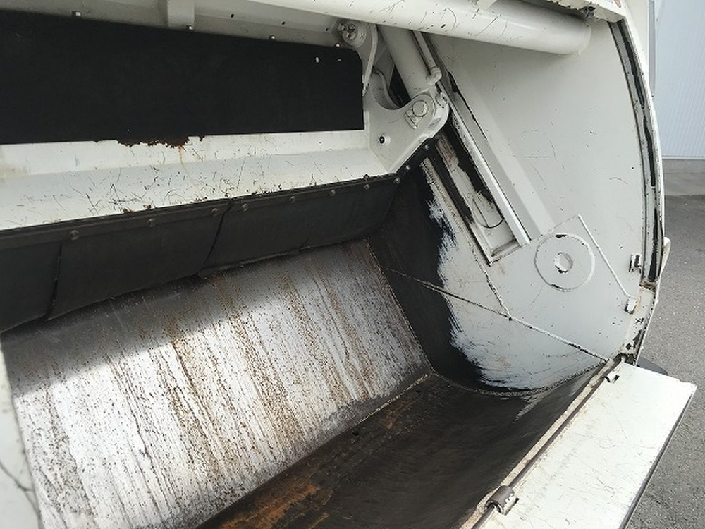 日野　デュトロ