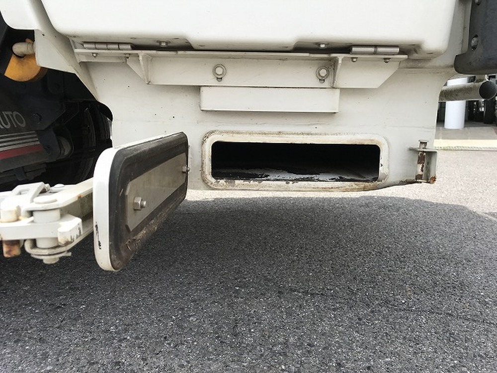 日野　デュトロ