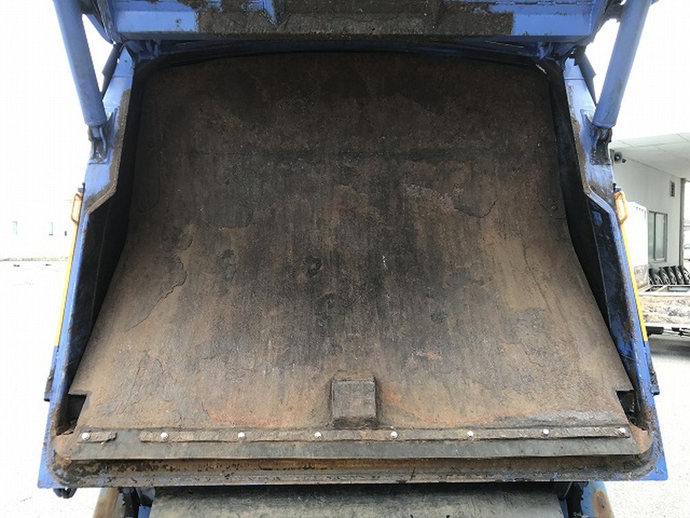 いすゞ　エルフ