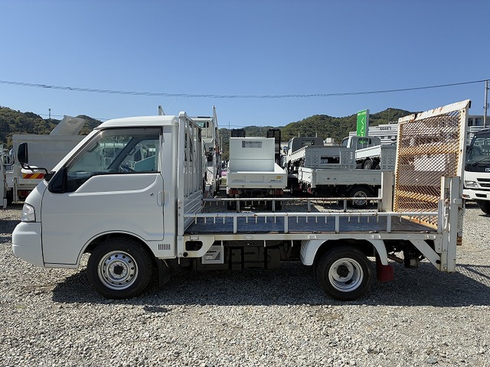 マツダ　ボンゴ