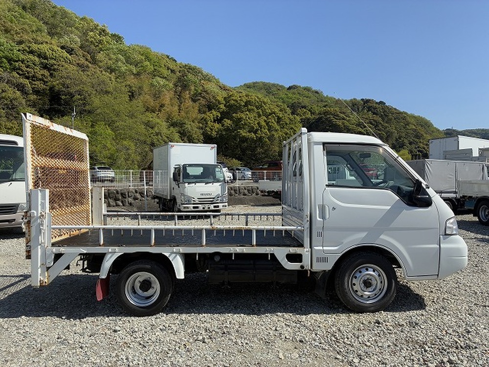 マツダ　ボンゴ