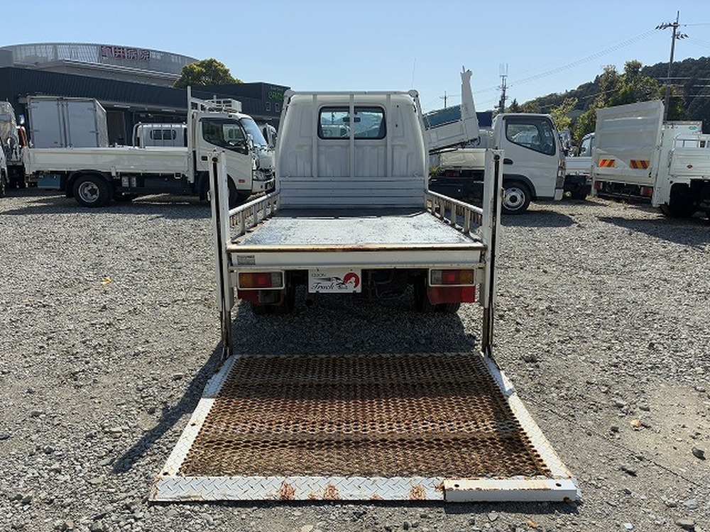 マツダ　ボンゴ