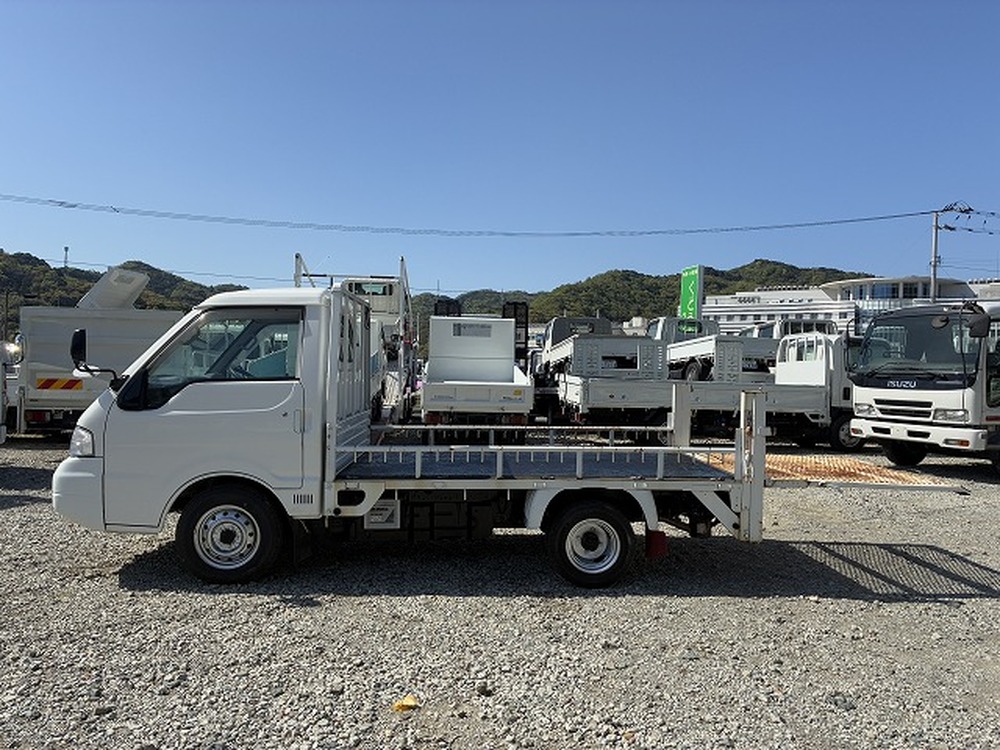 マツダ　ボンゴ