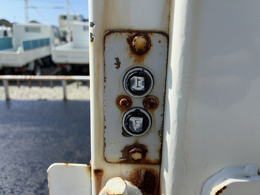 マツダ　ボンゴ