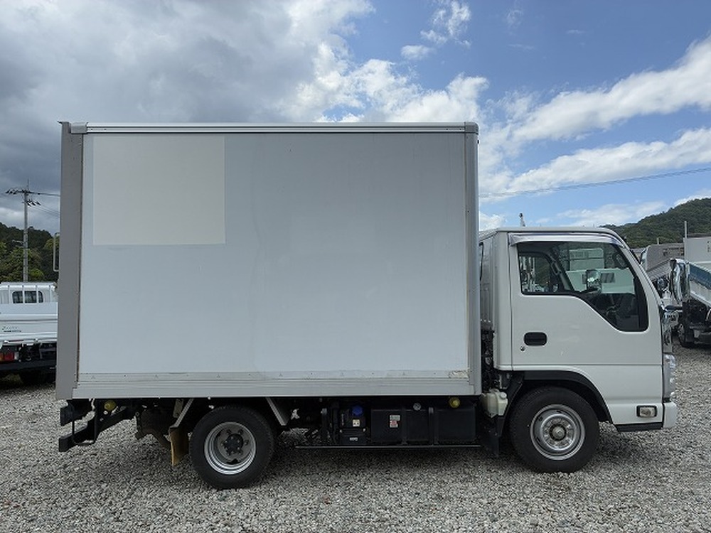 いすゞ　エルフ