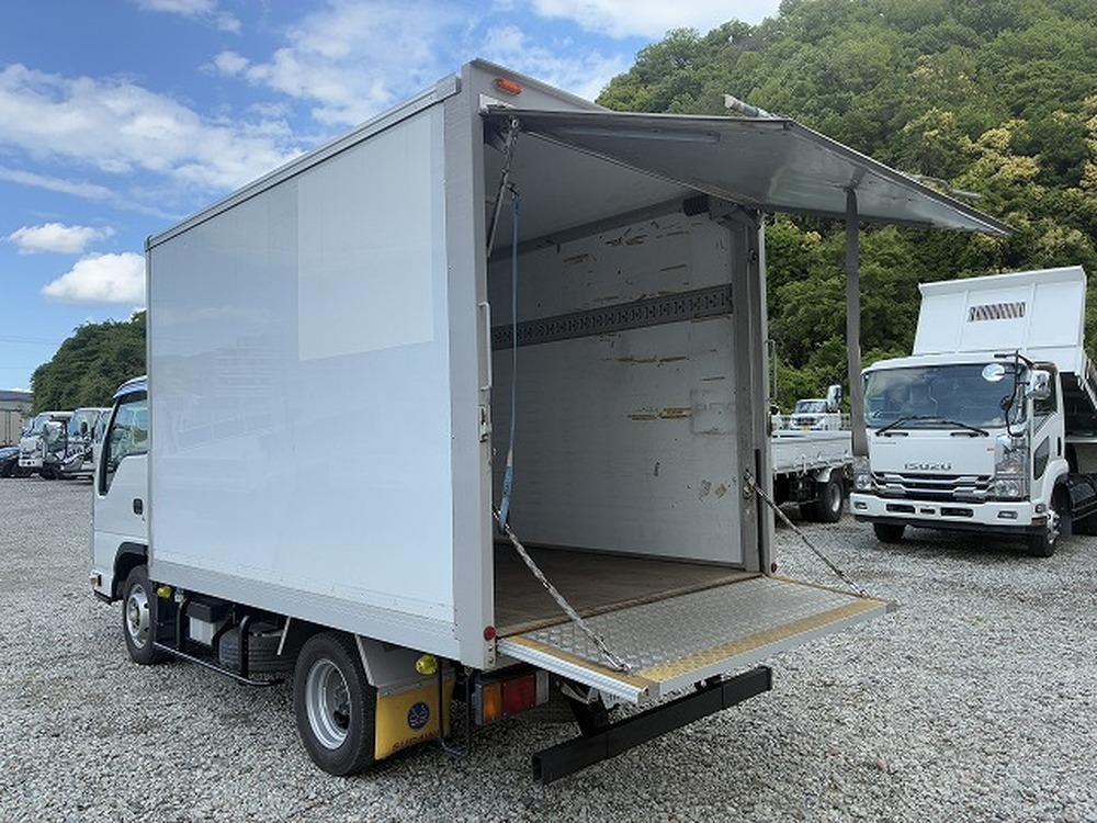 いすゞ　エルフ