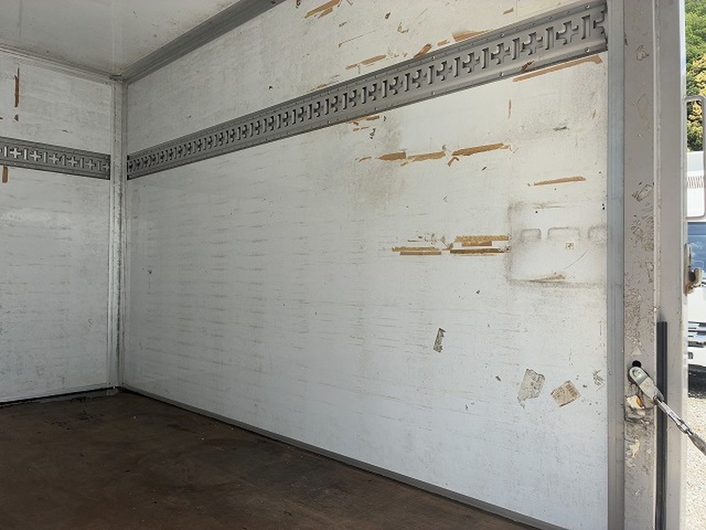 いすゞ　エルフ