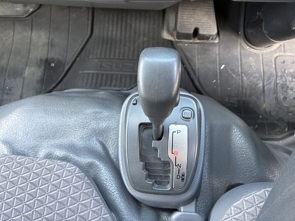 いすゞ　エルフ