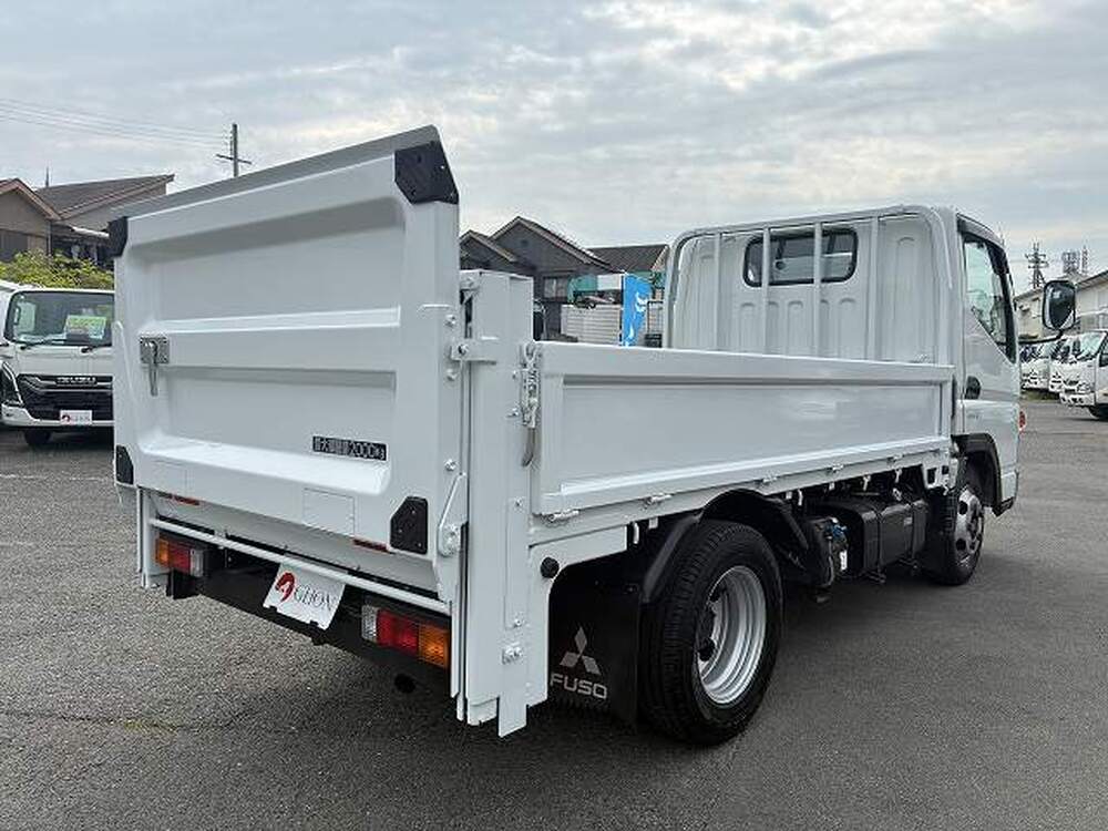 三菱ふそう　キャンター