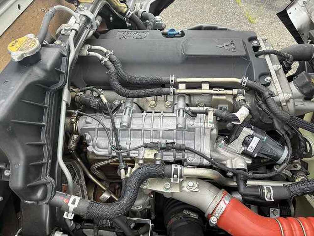 三菱ふそう　キャンター