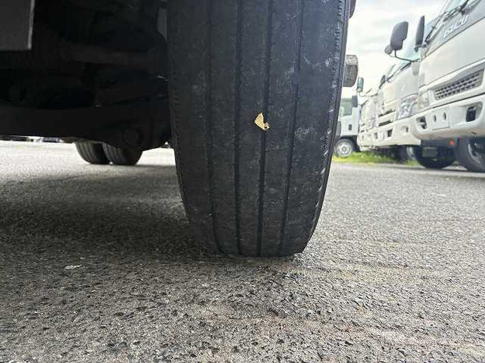 三菱ふそう　キャンター