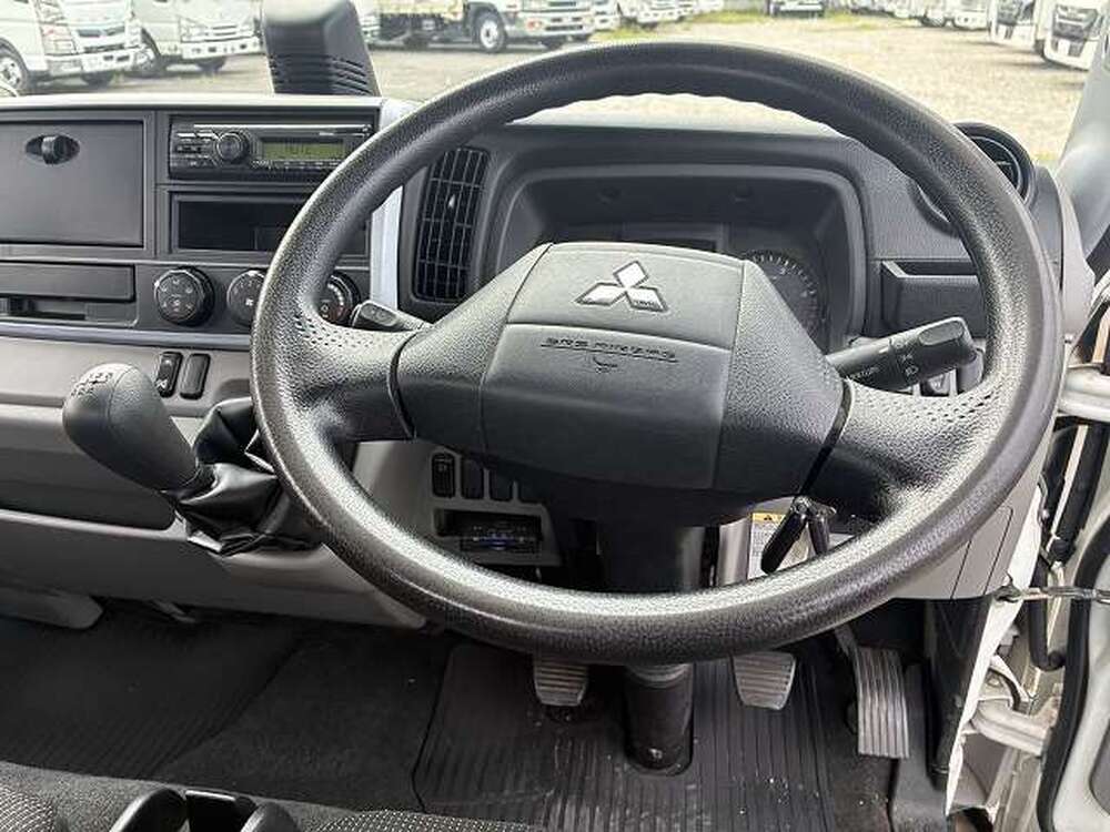 三菱ふそう　キャンター