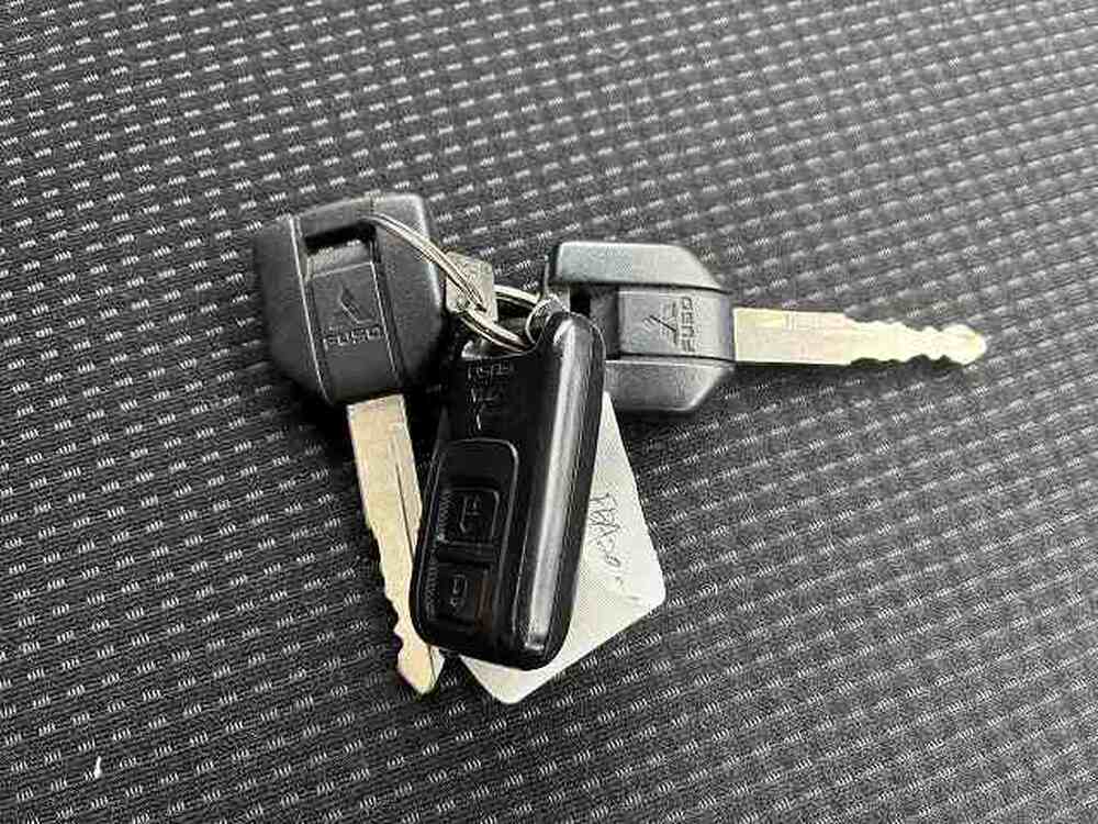 三菱ふそう　キャンター