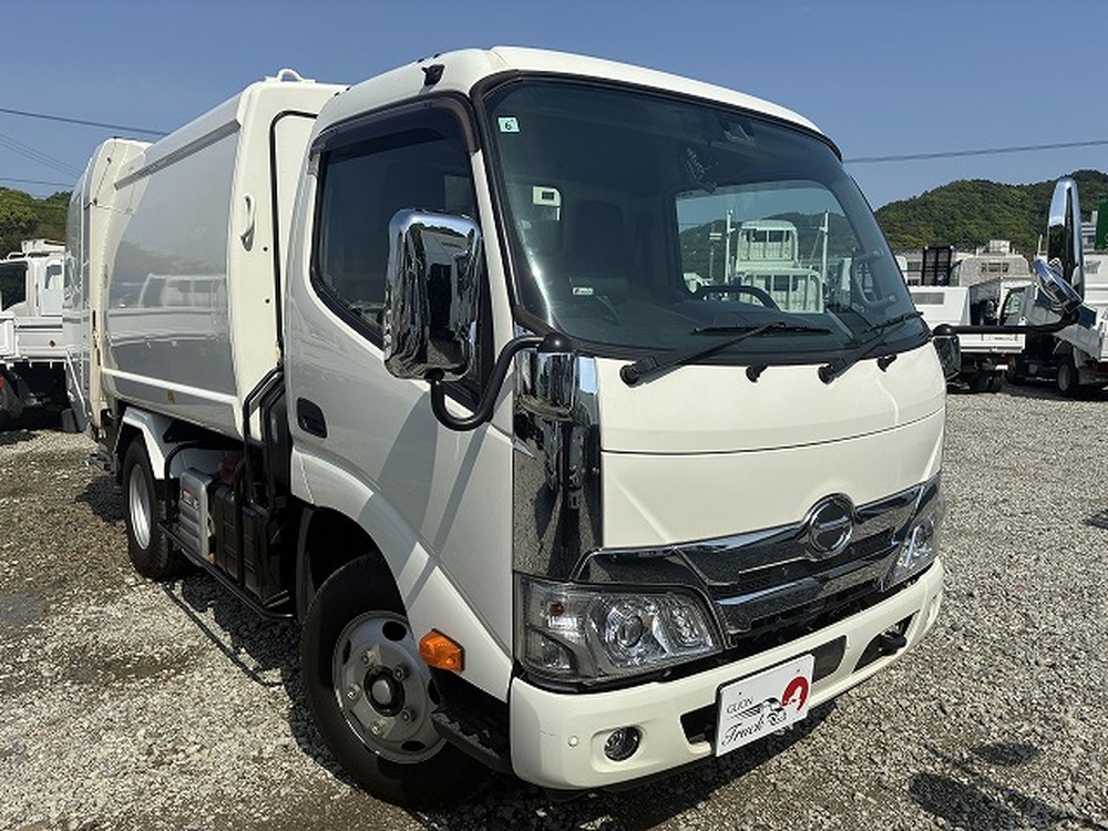 日野　デュトロ