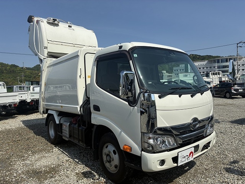 日野　デュトロ