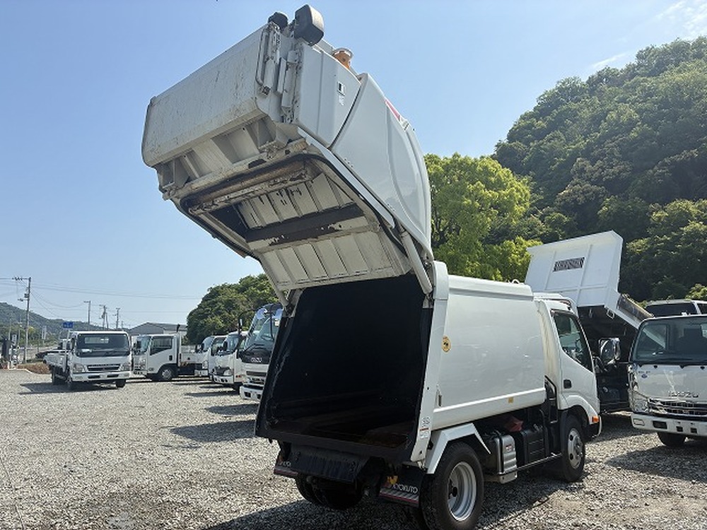 日野　デュトロ