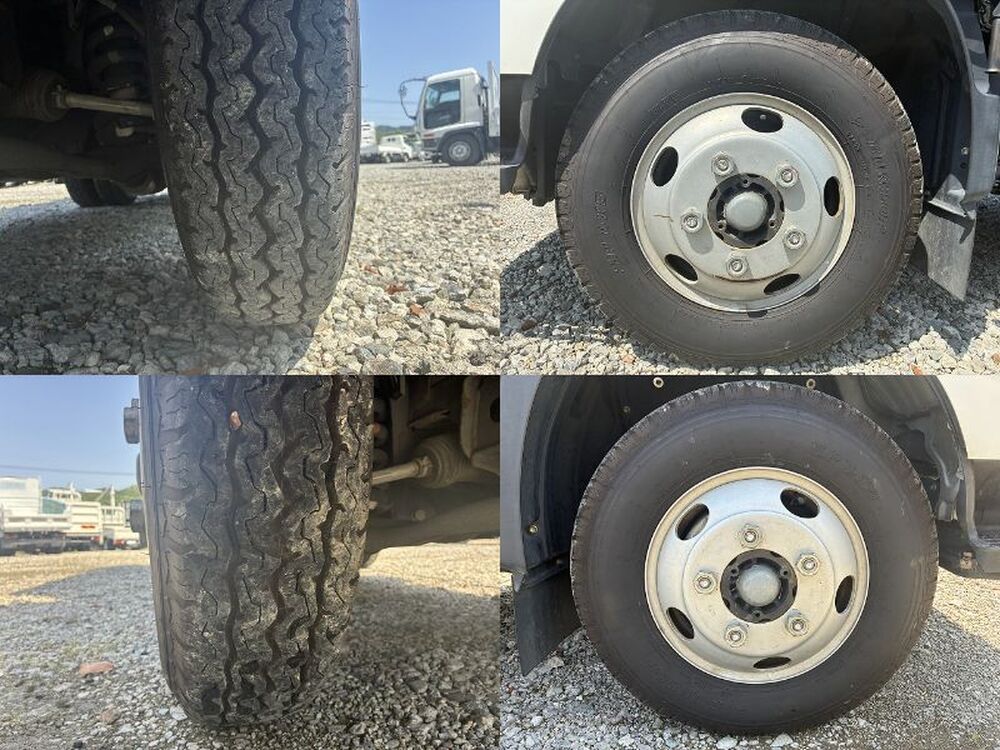 日野　デュトロ